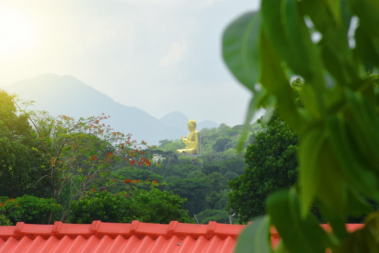 Freedom Village Dambulla Exterior photo